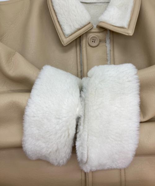 moussy（マウジー）moussy (マウジー) エコムートンジャケット ベージュ サイズ:Free 未使用品の古着・服飾アイテム