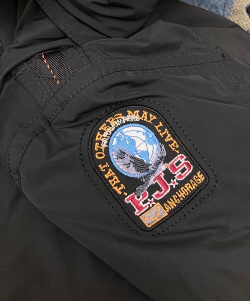 PARAJUMPERS（パラジャンパーズ）PARAJUMPERS (パラジャンパーズ) ダウンジャケット ブラック サイズ:Sの古着・服飾アイテム