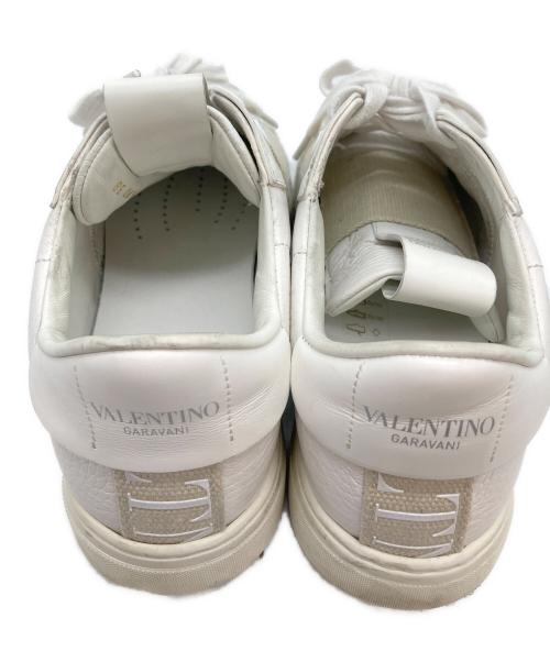 VALENTINO GARAVANI（ヴァレンティノ・ガラヴァーニ）VALENTINO GARAVANI (ヴァレンティノ・ガラヴァーニ) スニーカー ホワイト サイズ:38の古着・服飾アイテム