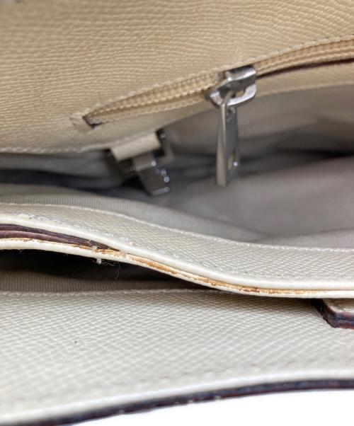 BALLY（バリー）BALLY (バリー) ショルダーバッグ アイボリーの古着・服飾アイテム