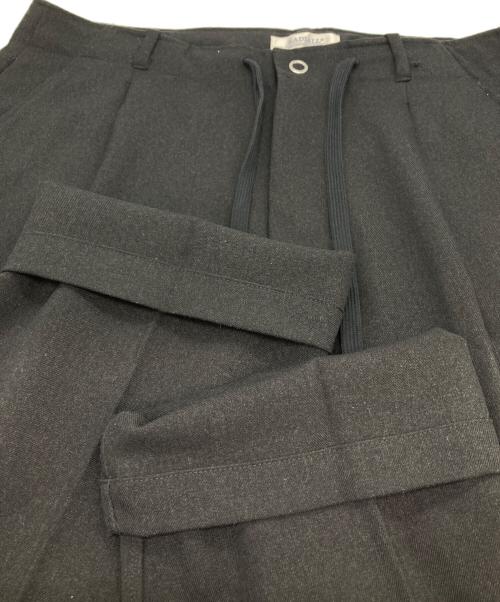 RADIALL（ラディアル）RADIALL (ラディアル) Lo-n-Slo WIDE FIT TROUSERS/トラウザーパンツ ブラック サイズ:Ⅿの古着・服飾アイテム