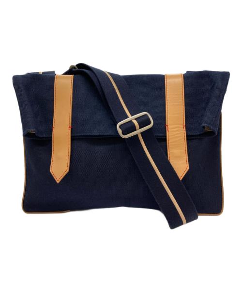 PAUL SMITH（ポールスミス）PAUL SMITH (ポールスミス) レザー切替キャンバスショルダーバッグ ネイビーの古着・服飾アイテム