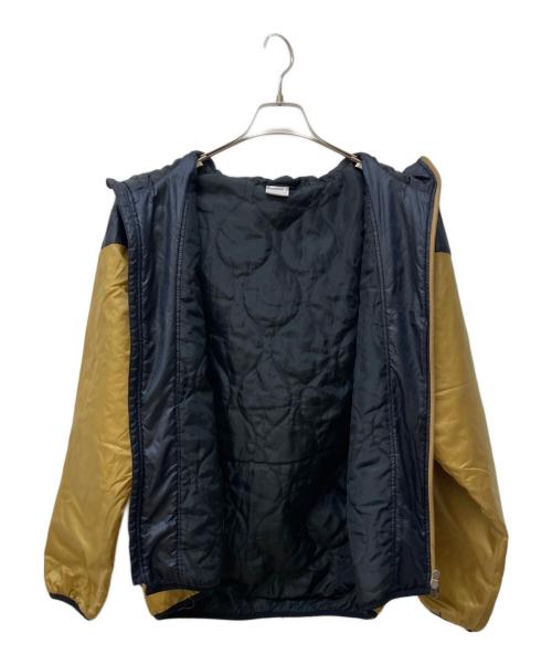 NIKE（ナイキ）NIKE (ナイキ) 中綿ジャケット ベージュ×ブラック サイズ:Mの古着・服飾アイテム