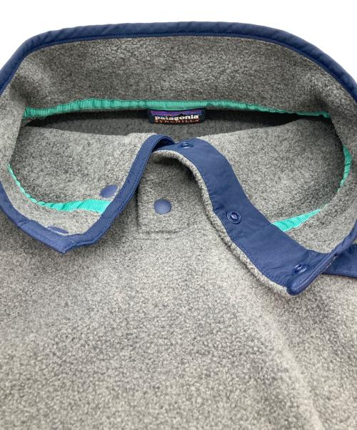 Patagonia（パタゴニア）Patagonia (パタゴニア) シンチラスナップT/フリースジャケット グレー サイズ:XLの古着・服飾アイテム