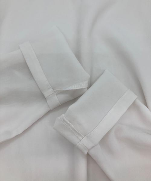 BEARDSLEY（ビアズリー）BEARDSLEY (ビアズリー) 後ろドレープTブラウス ホワイト サイズ:FREE 未使用品の古着・服飾アイテム