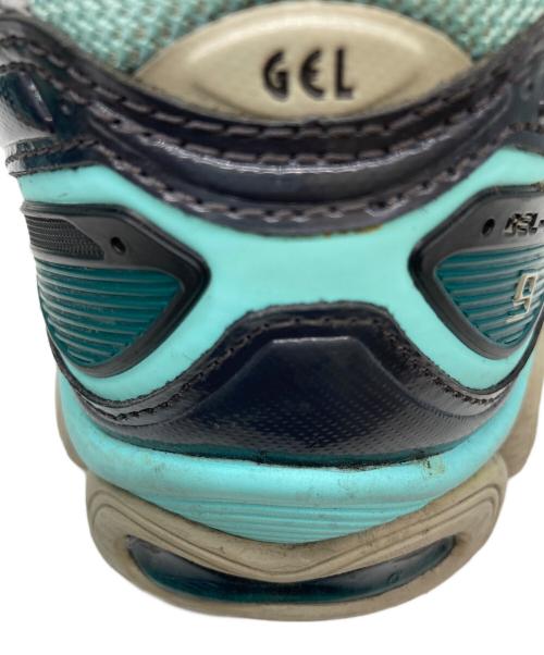 asics（アシックス）asics (アシックス) Kiko Kostadinov (キコ・コスタディノフ) GEL-NIMBUS 9 ブルー サイズ:25の古着・服飾アイテム