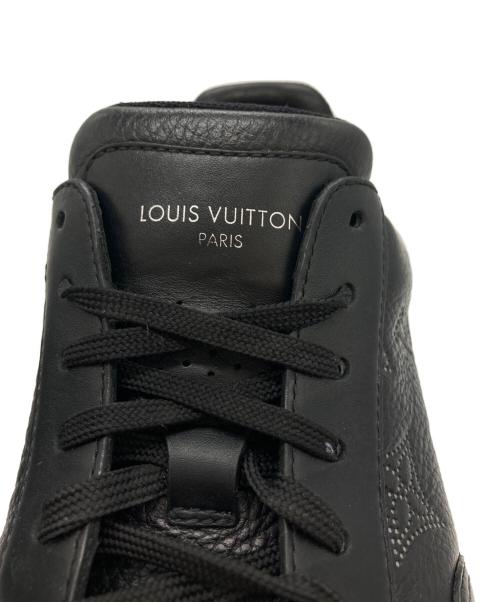 LOUIS VUITTON（ルイ ヴィトン）LOUIS VUITTON (ルイ ヴィトン) ローカットスニーカー ブラック サイズ:8　１/２の古着・服飾アイテム