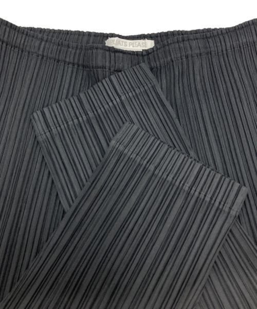 PLEATS PLEASE（プリーツプリーズ）PLEATS PLEASE (プリーツプリーズ) プリーツパンツ ブラック サイズ:4の古着・服飾アイテム