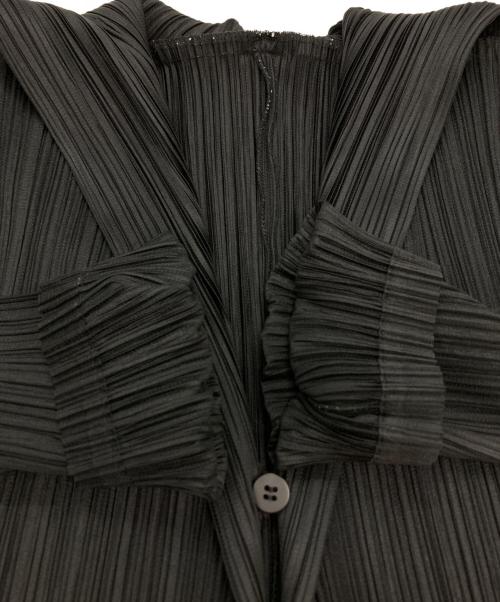 PLEATS PLEASE（プリーツプリーズ）PLEATS PLEASE (プリーツプリーズ) プリーツパーカー ブラック サイズ:3の古着・服飾アイテム