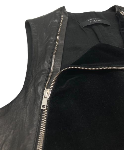 GIVENCHY（ジバンシィ）GIVENCHY (ジバンシィ) レザー切替ベスト ブラック サイズ:48の古着・服飾アイテム