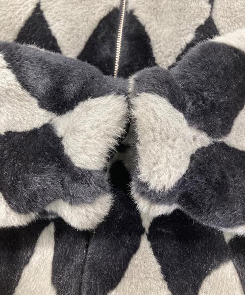 SUPREME（シュプリーム）SUPREME (シュプリーム) DIAMOND FAUX FUR JACKET ブラック×グレー サイズ:Ｍの古着・服飾アイテム