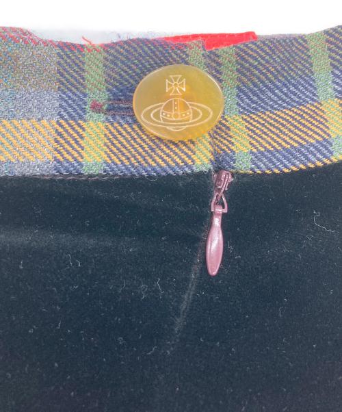 Vivienne Westwood RED LABEL（ヴィヴィアンウエストウッドレッドレーベル）Vivienne Westwood RED LABEL (ヴィヴィアンウエストウッドレッドレーベル) スカート ブラック サイズ:42の古着・服飾アイテム