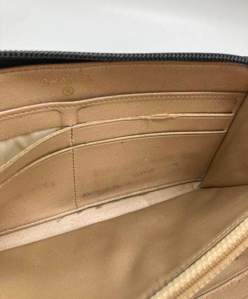 CHANEL（シャネル）CHANEL (シャネル) カメリアラウンドファスナー長財布 ブラックの古着・服飾アイテム