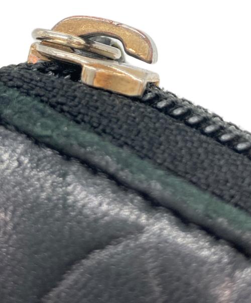 CHANEL（シャネル）CHANEL (シャネル) カメリアラウンドファスナー長財布 ブラックの古着・服飾アイテム