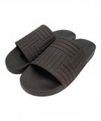 BOTTEGA VENETAボッテガベネタ）の古着「slider sandal /シャワーサンダル」｜ブラウン