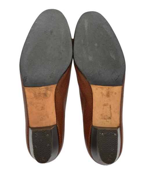 Salvatore Ferragamo（サルヴァトーレ フェラガモ）Salvatore Ferragamo (サルヴァトーレ フェラガモ) キャビアスキンヴァラリボンパンプス ブラウン サイズ:7 1/2の古着・服飾アイテム