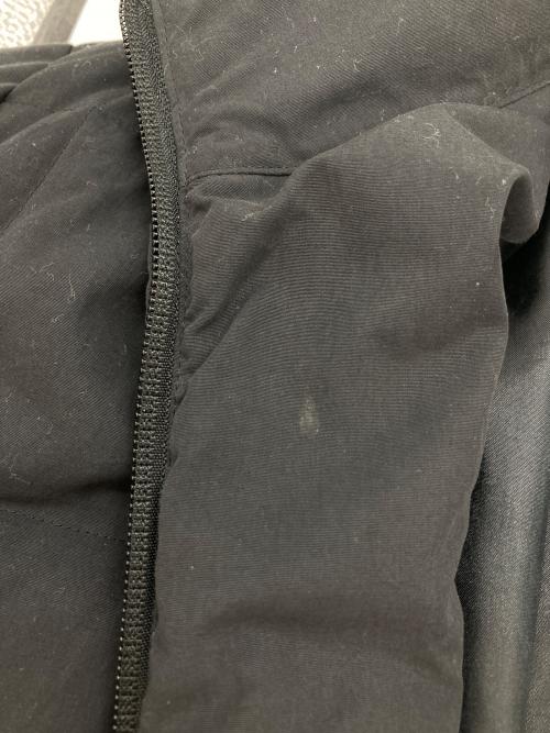 CASTELBAJAC（カステルバジャック）CASTELBAJAC (カステルバジャック) エンブロイダリーダウンジャケット ブラック サイズ:4の古着・服飾アイテム