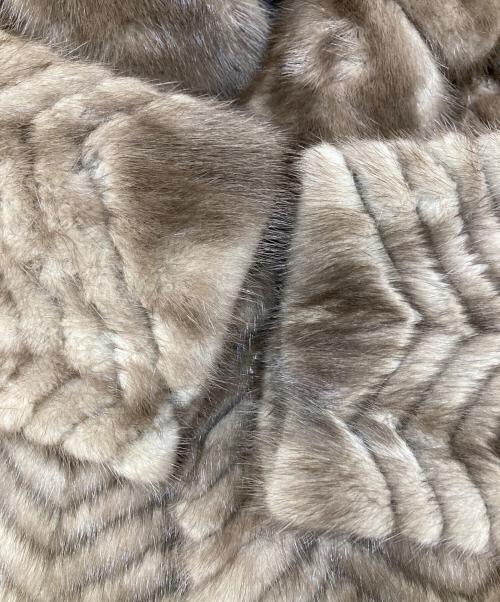 EMBA（エンバ）EMBA (エンバ) ブルーアイリスミンクファーコート ブラウン サイズ:11-05の古着・服飾アイテム