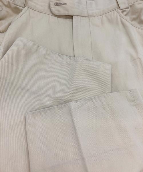 GIANNI VERSACE（ジャンニ・ヴェルサーチ）GIANNI VERSACE (ジャンニ・ヴェルサーチ) チノパン ベージュ サイズ:50の古着・服飾アイテム