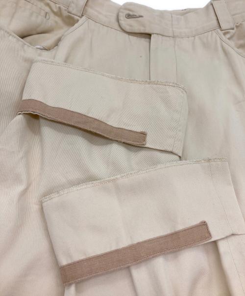 GIANNI VERSACE（ジャンニ・ヴェルサーチ）GIANNI VERSACE (ジャンニ・ヴェルサーチ) チノパン ベージュ サイズ:50の古着・服飾アイテム
