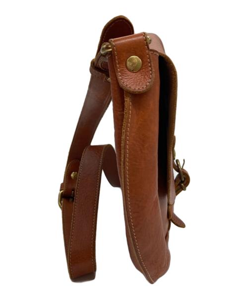 IL BISONTE（イル ビゾンテ）IL BISONTE (イル ビゾンテ) レザーショルダーバッグ ブラウンの古着・服飾アイテム