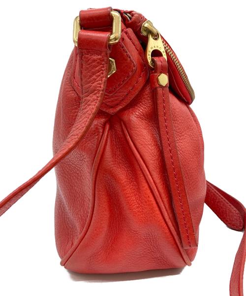 Marc by Marc Jacobs（マークバイマークジェイコブス）Marc by Marc Jacobs (マークバイマークジェイコブス) レザーショルダーバッグ レッドの古着・服飾アイテム