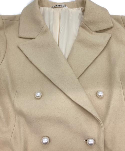 coomb（クーム）Coomb (クーム) パールボタンコート ベージュ サイズ:Ｌの古着・服飾アイテム