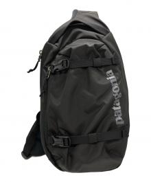 Patagonia（パタゴニア）の古着「アトムスリングバッグ」｜ブラック