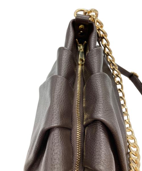 AULENTTI（オウレンティ）AULENTTI (オウレンティ) ゴールドチェーンショルダーバッグ ブラウン サイズ:-の古着・服飾アイテム