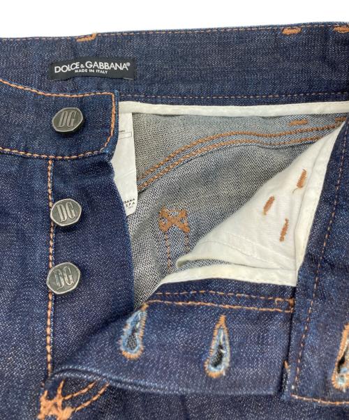 DOLCE & GABBANA（ドルチェ＆ガッバーナ）DOLCE & GABBANA (ドルチェ＆ガッバーナ) バッグ刺繍リジッドデニムパンツ インディゴ サイズ:44の古着・服飾アイテム