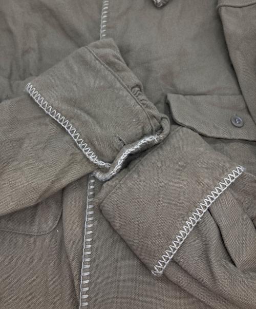 UNUSED（アンユーズド）UNUSED (アンユーズド) ステッチデザインオープンカラーシャツ カーキ サイズ:Lの古着・服飾アイテム