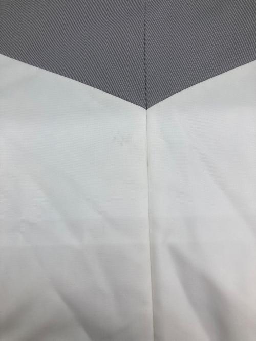 MONCLER GAMME BLEU（モンクレール ガム ブルー）MONCLER GAMME BLEU (モンクレール ガム ブルー) GIACCA/ダウンテーラードジャケット グレー サイズ:1の古着・服飾アイテム