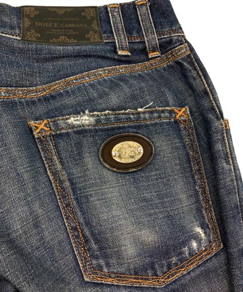 DOLCE & GABBANA（ドルチェ＆ガッバーナ）DOLCE & GABBANA (ドルチェ＆ガッバーナ) ダメージ加工デニムパンツ インディゴ サイズ:44の古着・服飾アイテム