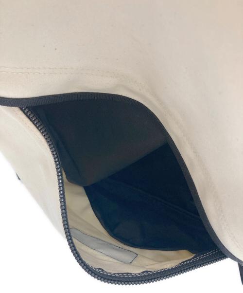 MACPAC（マックパック）MACPAC (マックパック) キャンバスバックパック ベージュの古着・服飾アイテム