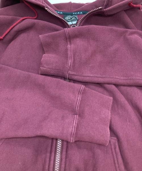 F.C.R.B.（エフシーレアルブリストル）F.C.R.B. (エフシーレアルブリストル) ジップパーカー レッド サイズ:Ｍの古着・服飾アイテム