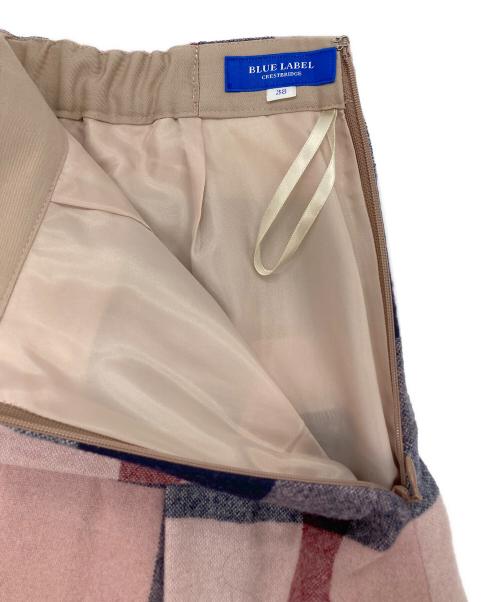 BLUE LABEL CRESTBRIDGE（ブルーレーベルクレストブリッジ）BLUE LABEL CRESTBRIDGE (ブルーレーベルクレストブリッジ) チェックスカート ピンク サイズ:38の古着・服飾アイテム