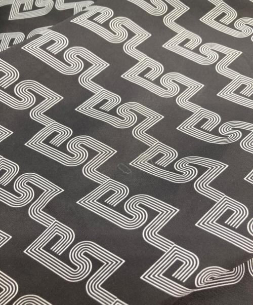 DIESEL（ディーゼル）DIESEL (ディーゼル) ナイロンジャケット ブラック×ネイビー サイズ:Sの古着・服飾アイテム