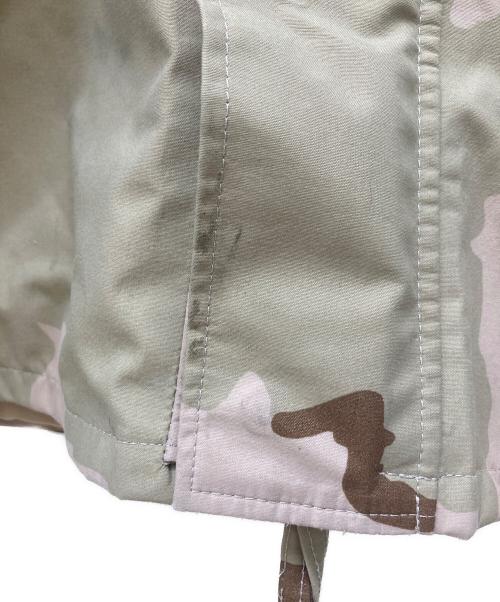 US ARMY（ユーエスアーミー）US ARMY (ユーエスアーミー) ECWCS GEN1デザートカモゴアテックスパーカー ベージュ サイズ:ⅯLの古着・服飾アイテム