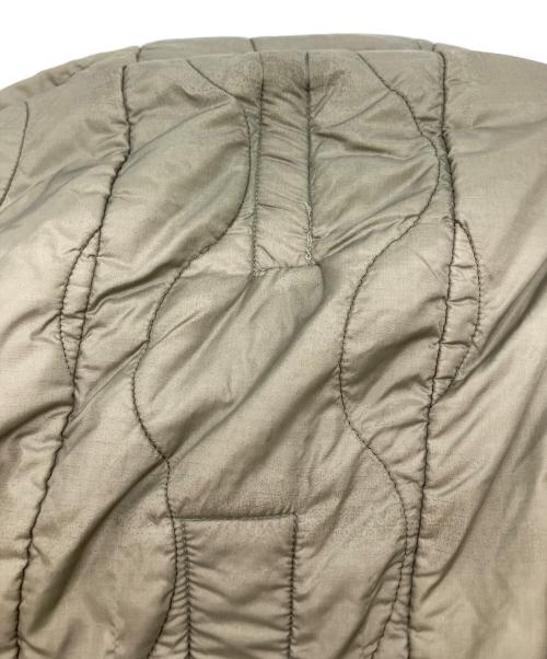 US ARMY（ユーエスアーミー）US ARMY (ユーエスアーミー) GENⅢ ECWCS LEVEL7/プリマロフトジャケット グリーン/Urban gray サイズ:L-REGの古着・服飾アイテム