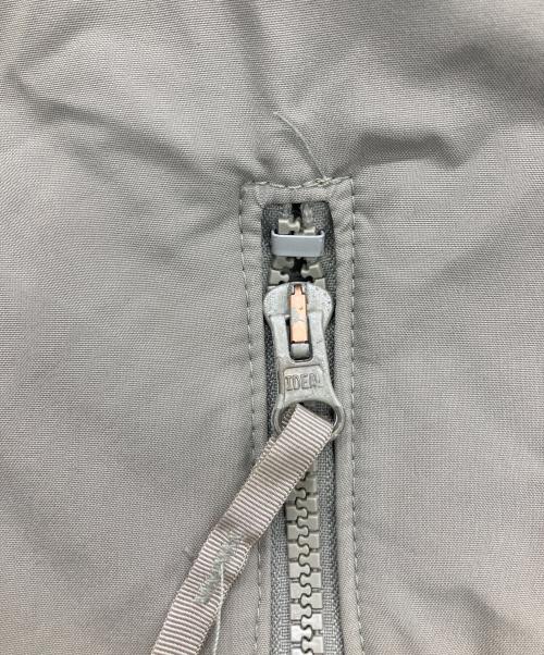 US ARMY（ユーエスアーミー）US ARMY (ユーエスアーミー) GENⅢ ECWCS LEVEL7/プリマロフトジャケット グリーン/Urban gray サイズ:L-REGの古着・服飾アイテム