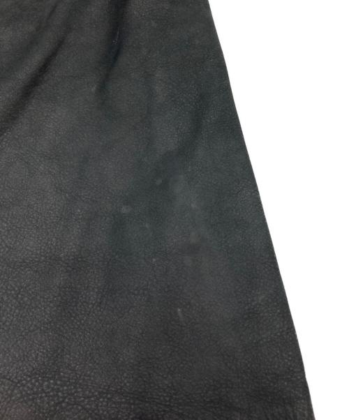 A.P.C.（アーペーセー）A.P.C. (アーペーセー) コーティングカウレザーパンツ ブラック サイズ:71㎝（W28）の古着・服飾アイテム