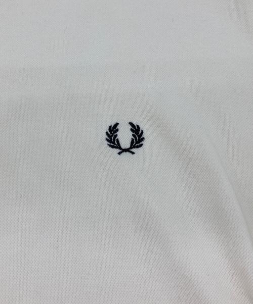FRED PERRY（フレッドペリー）FRED PERRY (フレッドペリー) ワンピース ホワイト サイズ:UK8の古着・服飾アイテム