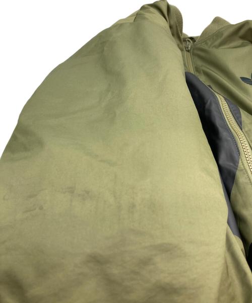 adidas（アディダス）adidas (アディダス) MA-1ジャケット カーキ サイズ:Ⅿの古着・服飾アイテム