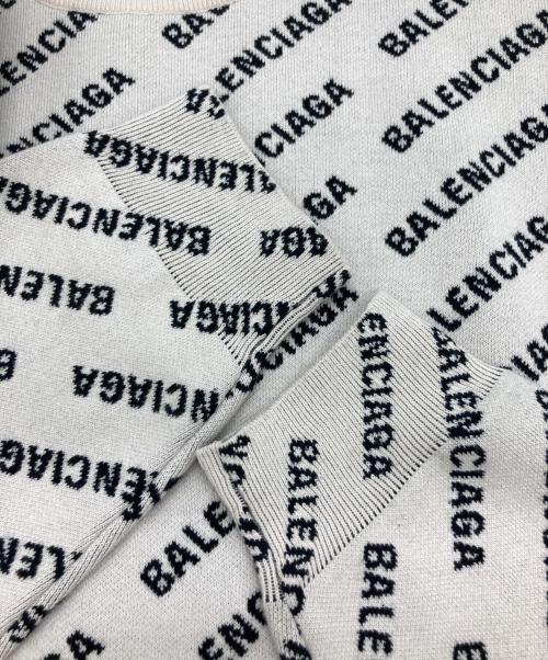 BALENCIAGA（バレンシアガ）BALENCIAGA (バレンシアガ) オールオーバーロゴニット アイボリー×ブラック サイズ:Lの古着・服飾アイテム
