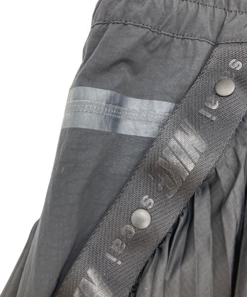 NIKE（ナイキ）NIKE (ナイキ) sacai (サカイ) プリーツスカート ブラック サイズ:Sの古着・服飾アイテム