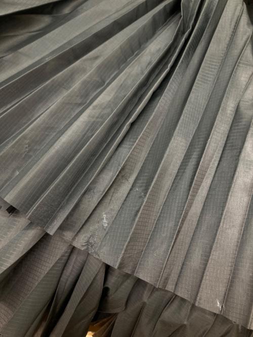 NIKE（ナイキ）NIKE (ナイキ) sacai (サカイ) プリーツスカート ブラック サイズ:Sの古着・服飾アイテム