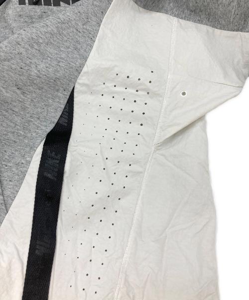 NIKE（ナイキ）NIKE (ナイキ) sacai (サカイ) NRG HOODIE/切替パーカー グレー サイズ:Sの古着・服飾アイテム