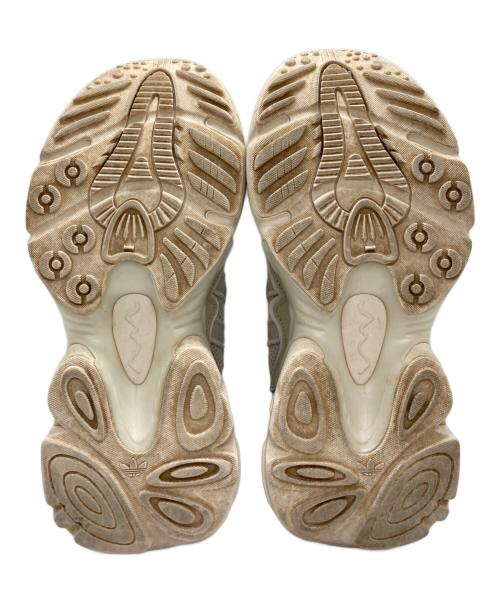 adidas（アディダス）adidas (アディダス) OZTHEMIS/チャンキーソールスニーカー ベージュ サイズ:25.0の古着・服飾アイテム