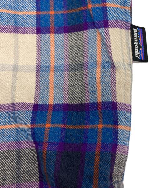 Patagonia（パタゴニア）Patagonia (パタゴニア) ライトウェイトフィヨルドフランネルシャツ ネイビー サイズ:XSの古着・服飾アイテム