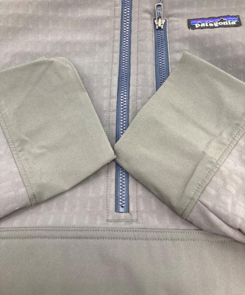 Patagonia（パタゴニア）Patagonia (パタゴニア) R2 テックフェイス・プルオーバー グレー サイズ:XSの古着・服飾アイテム